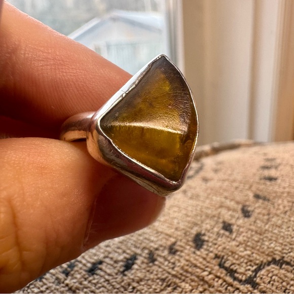 Green Amethyst and sterling silver ring. - Picture 8 of 14